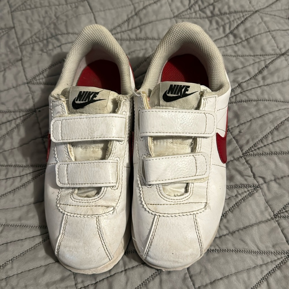 Nike Cortez 904767 103 Shoes SIZE 1Y